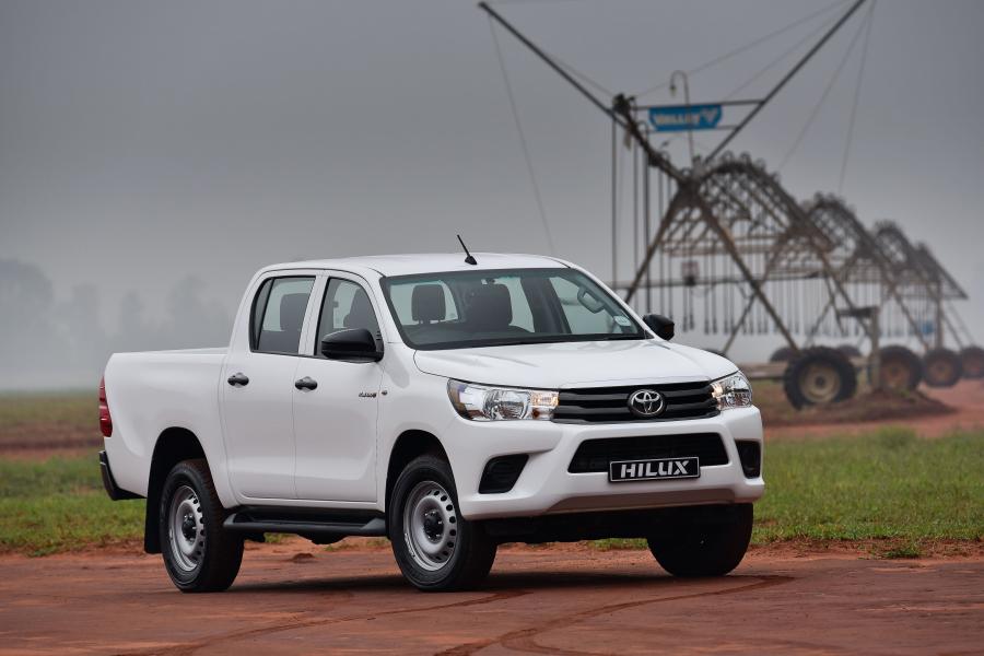  Toyota Hilux 4x4 SRX Double Cab 2016 года  (ZA) (фото 9 из 35)